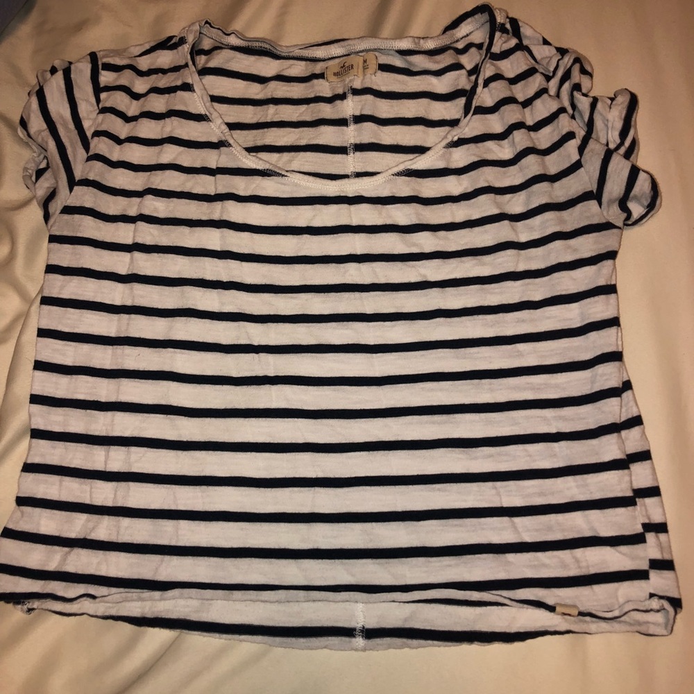 Hollister crop top